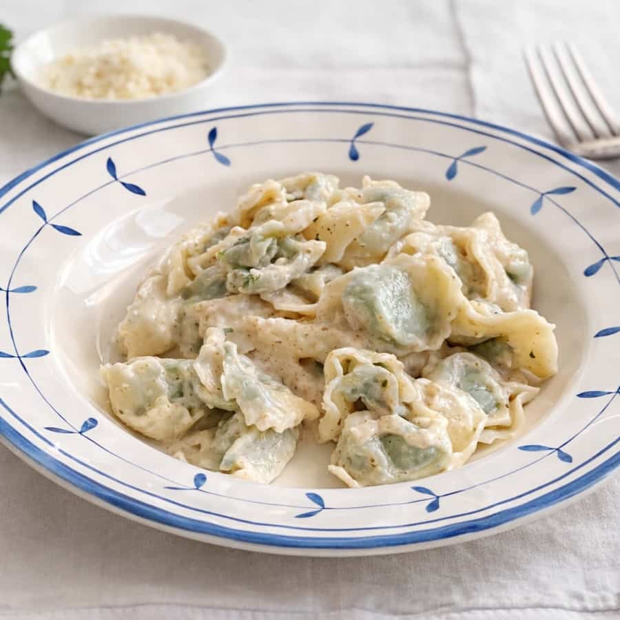 Pansoti con salsa di noci, photograph 3